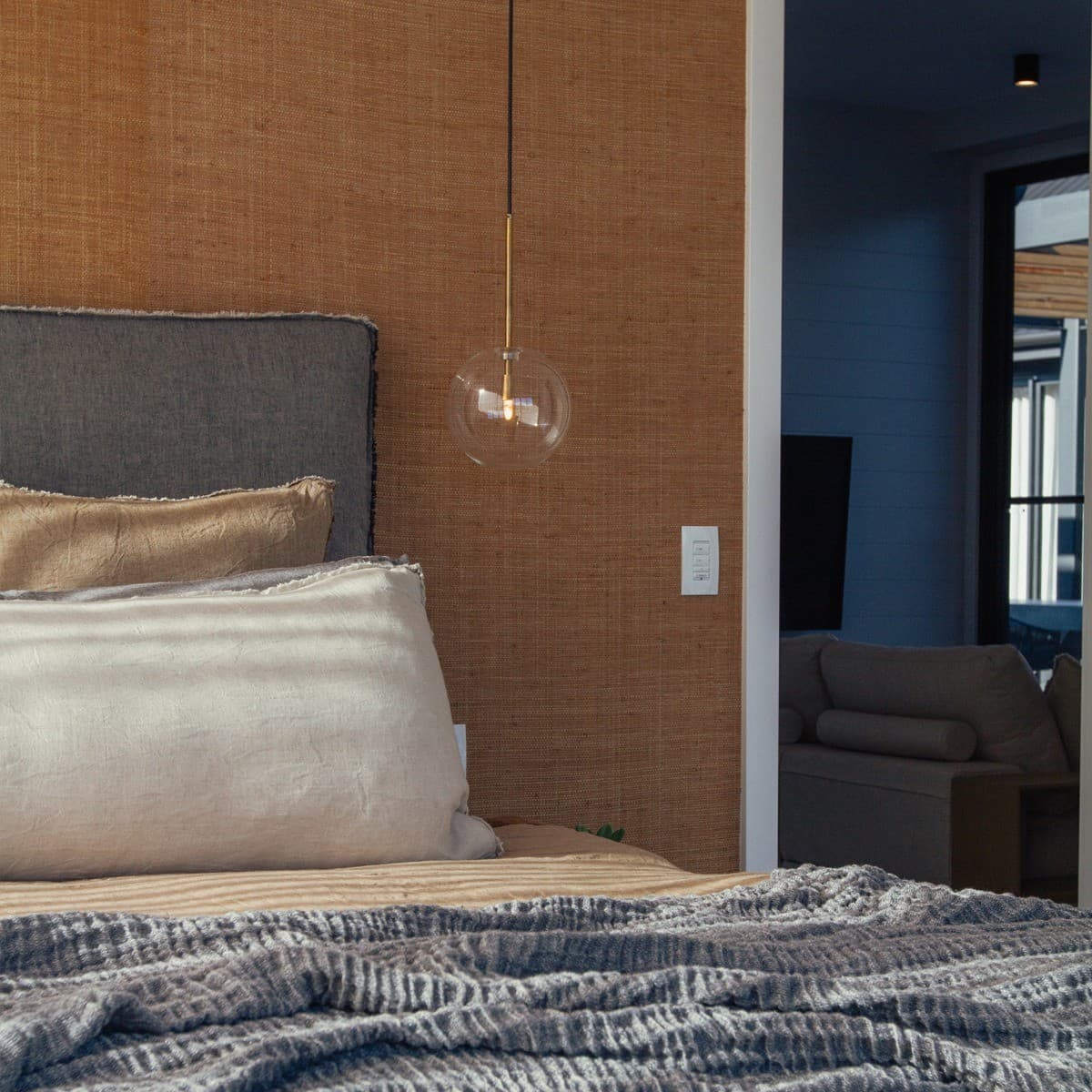 Aksel 1 Light 200mm Pendant in Solid Brass with Clear Glass Shade-img-2