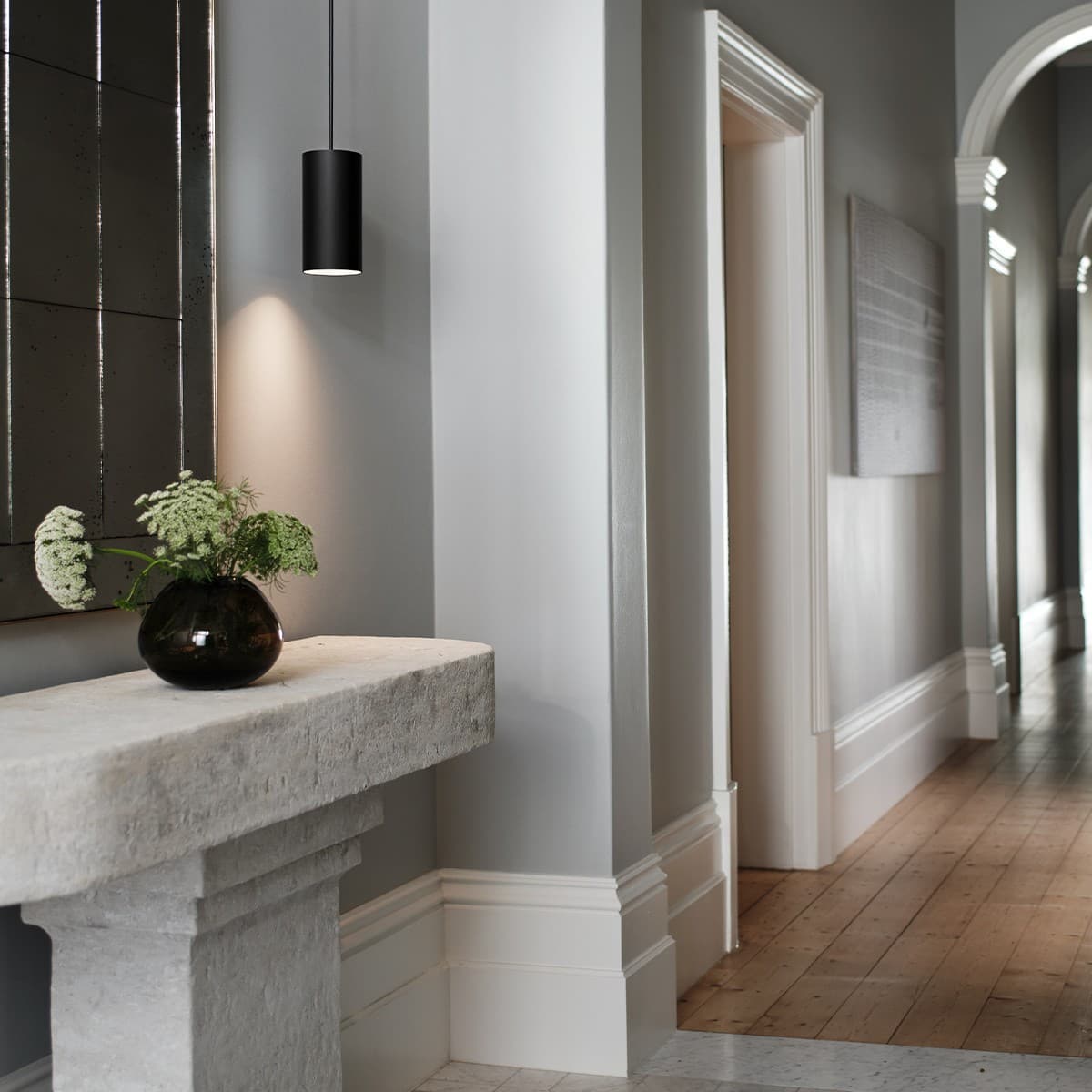 Masson Mila Pendant in Black