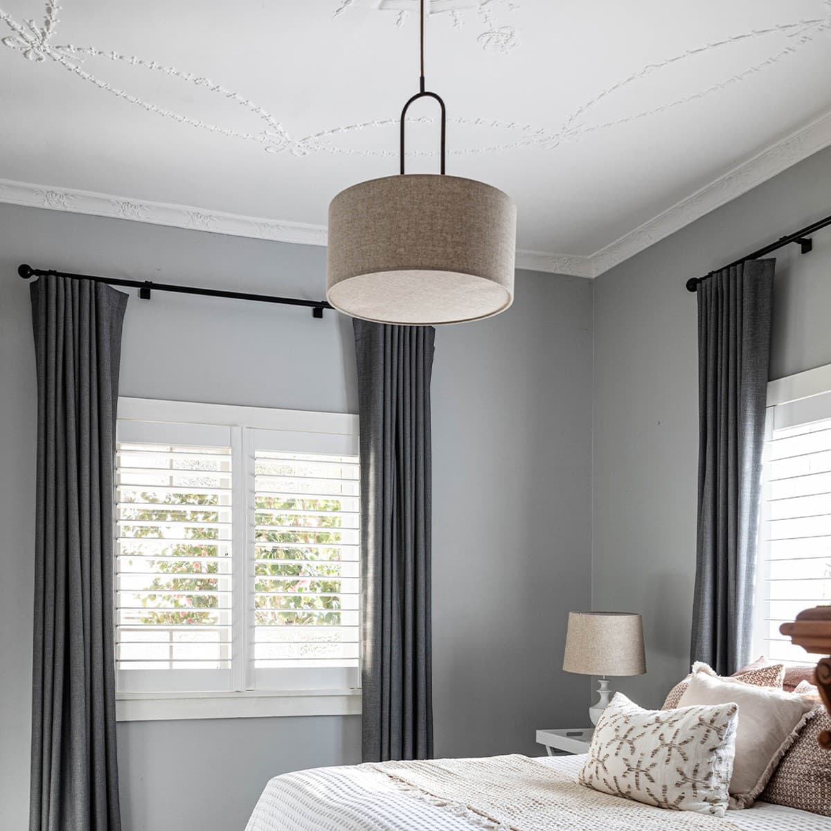 Florence 3 Light Pendant in Bronze with Natural Linen-img-3