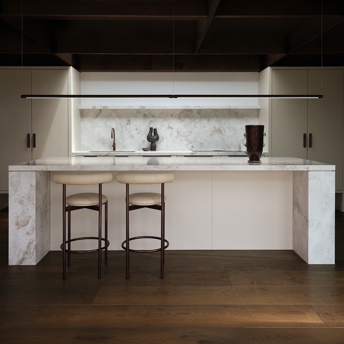 Repeat 1.5m LED Pendant in Textured Black-img-2