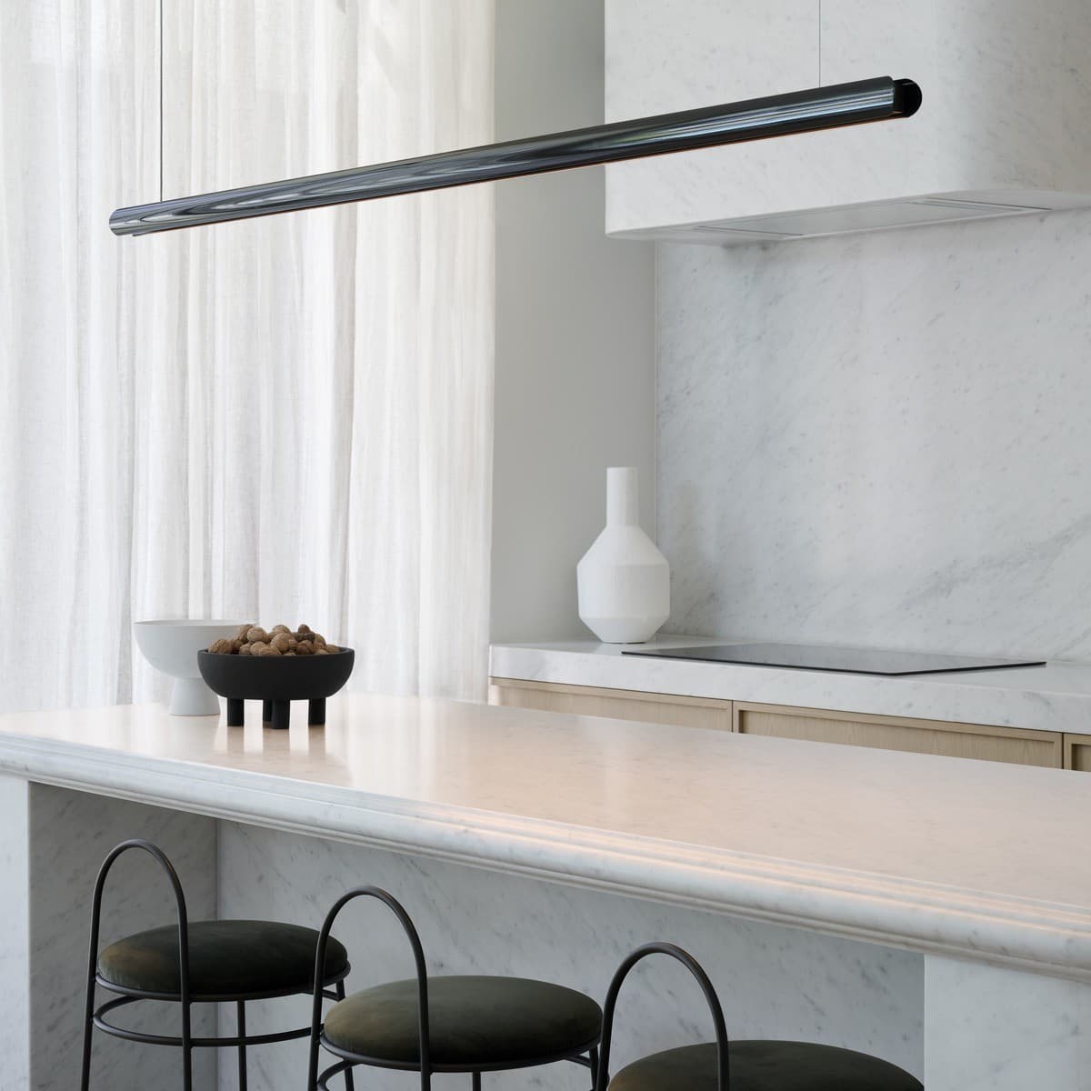 Strix III 1.8m Curved Shade Only in Gloss Black