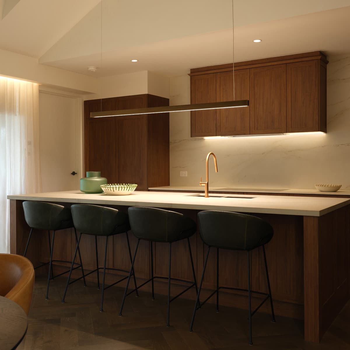 Strix III 1.8m Plate Shade Only in Bronze-img-4