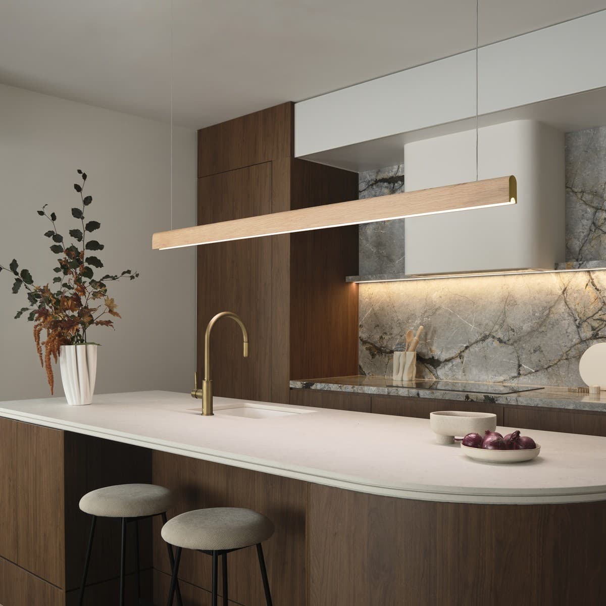 Strix III 1.8m Timber Shade Only in Oak-img-3