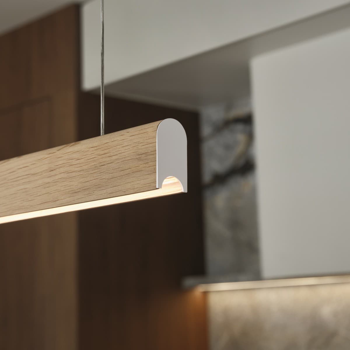 Strix III 1.8m Timber Shade Only in Oak-img-5