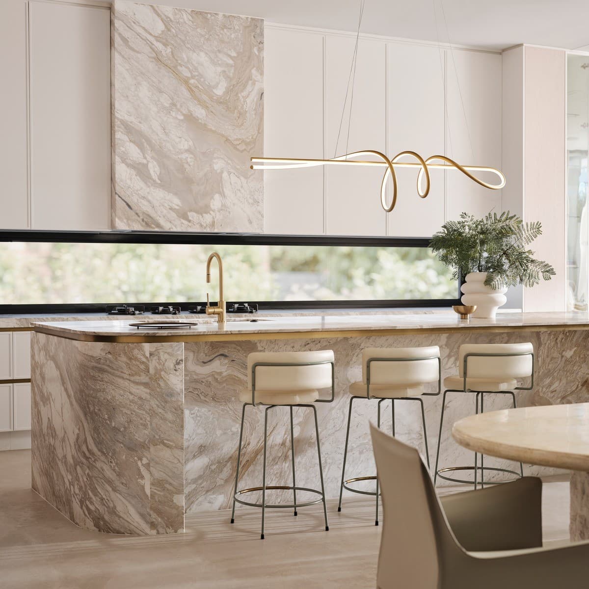 Cumulus 1.5m LED Linear Pendant in Brass-img-3
