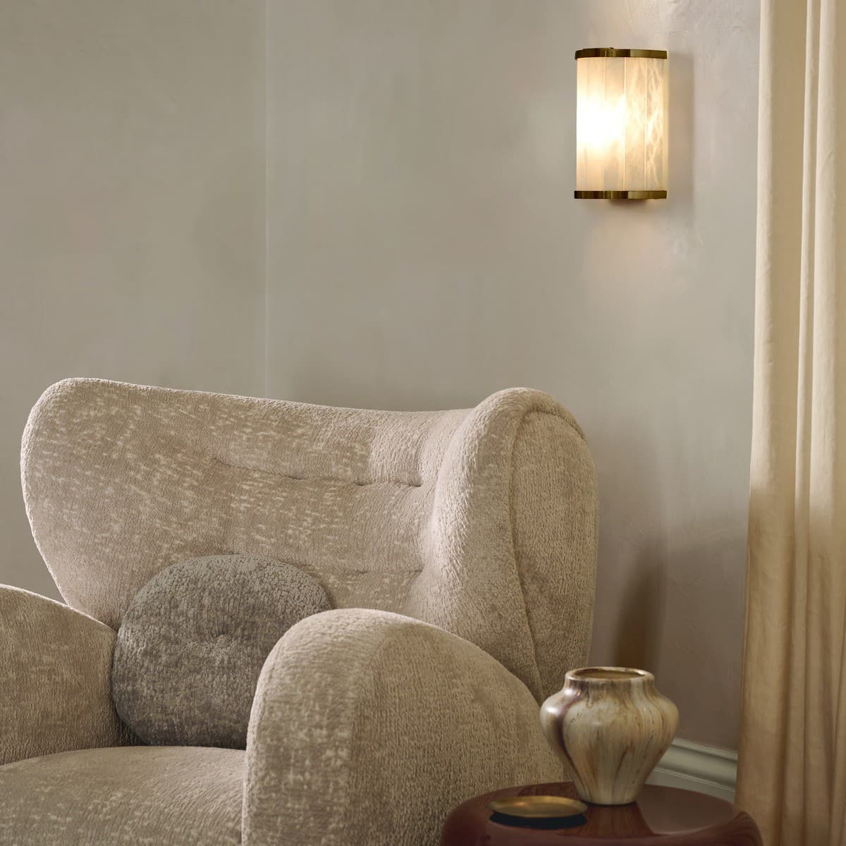 Made by Mayfair Ariana 1 Light Wall Bracket in Aged Brass with Spanish Alabaster-img-2