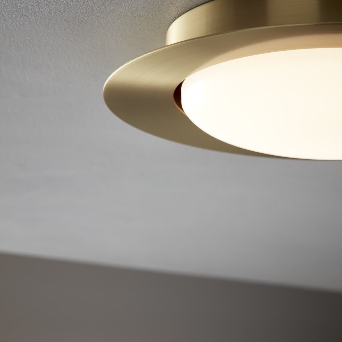 Stahl 300mm 1 Light Flush Mount in Brass-img-4