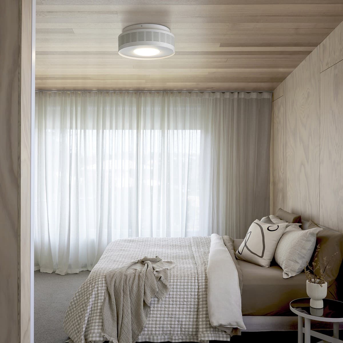 Sanso EvOne 3-in-1 Ceiling Mounted Air Purifier, Ioniser and Multi-Functional Light in White -img-2