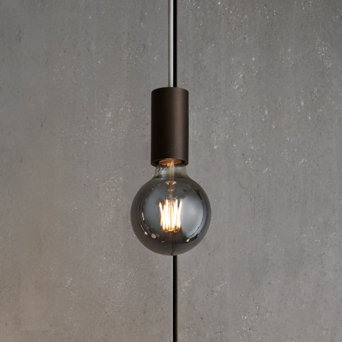 Lucci Karbon 6W G95 ES Dimmable LED Smoke Globe in Warm White-img-2