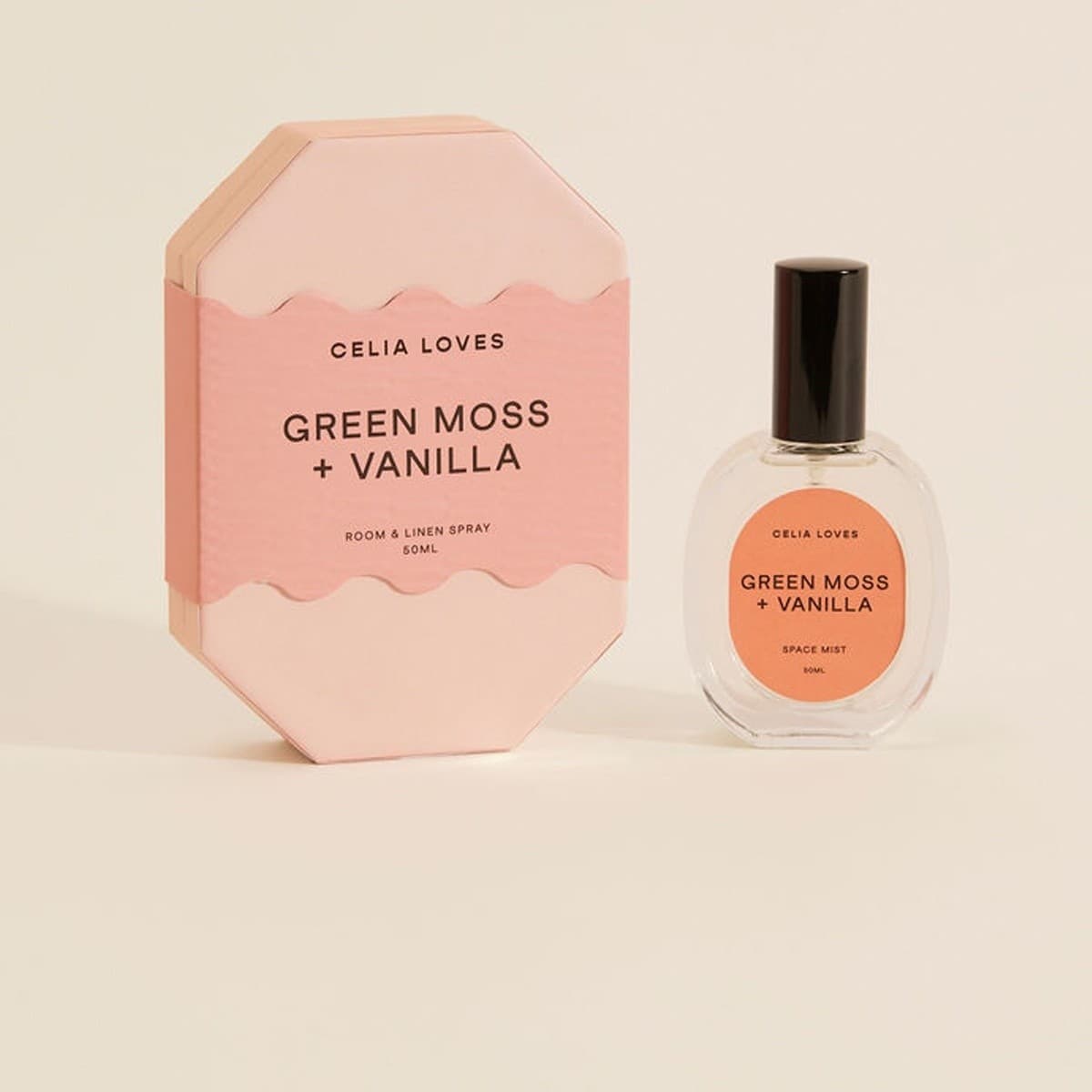 Celia Loves Room Spray in Green Moss + Vanilla Fragrance-img-1