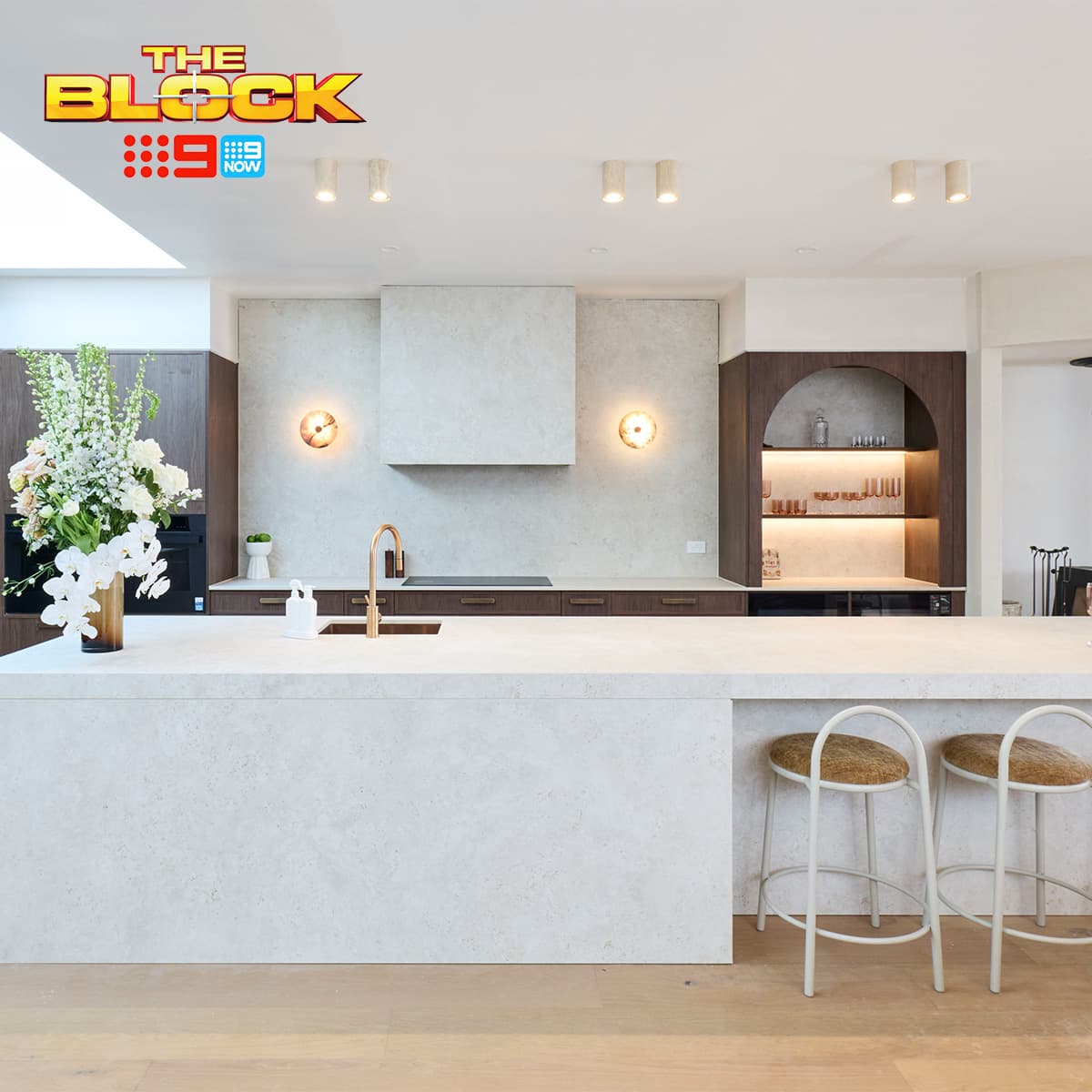 Traviato GU10 Surface Mounted Downlight in Natural Travertine with Beige Details-img-8
