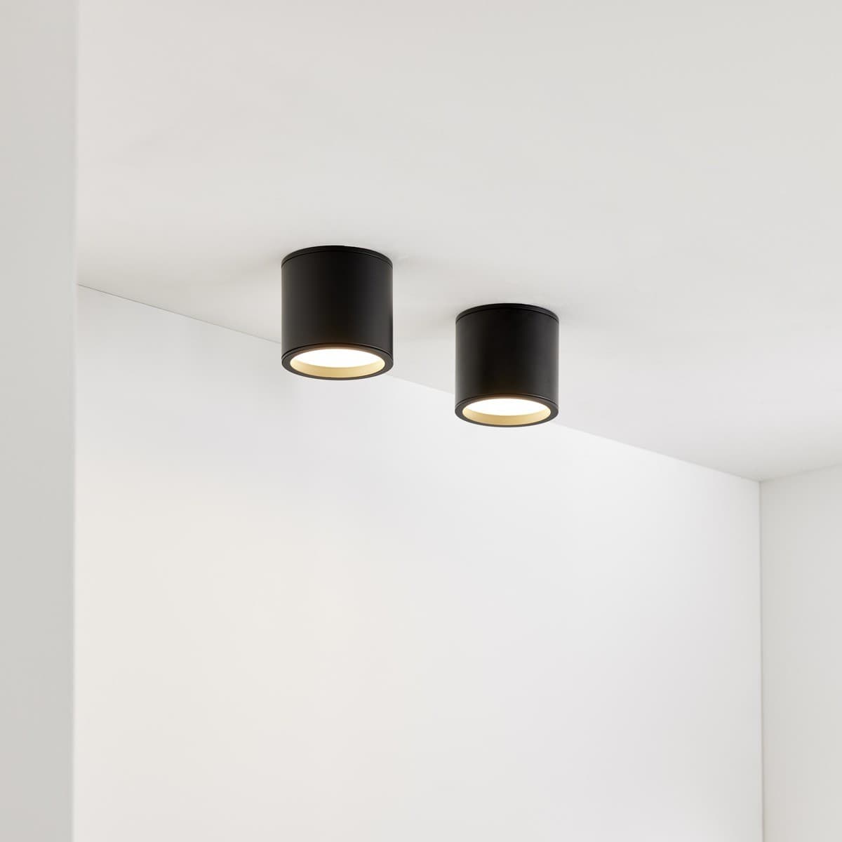 Surface 80mm LED Tri-Colour Surface Mounted Downlight in Black-img-7