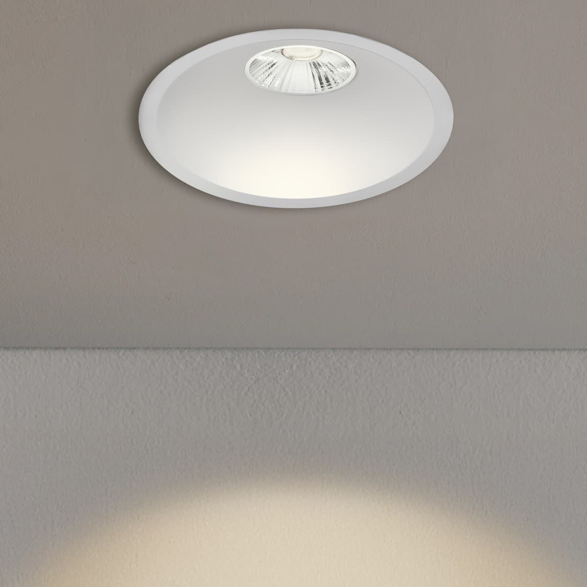 MFL Accent Large Wall Wash CCT LED Dimmable 100mm Cut Out Downlight in White