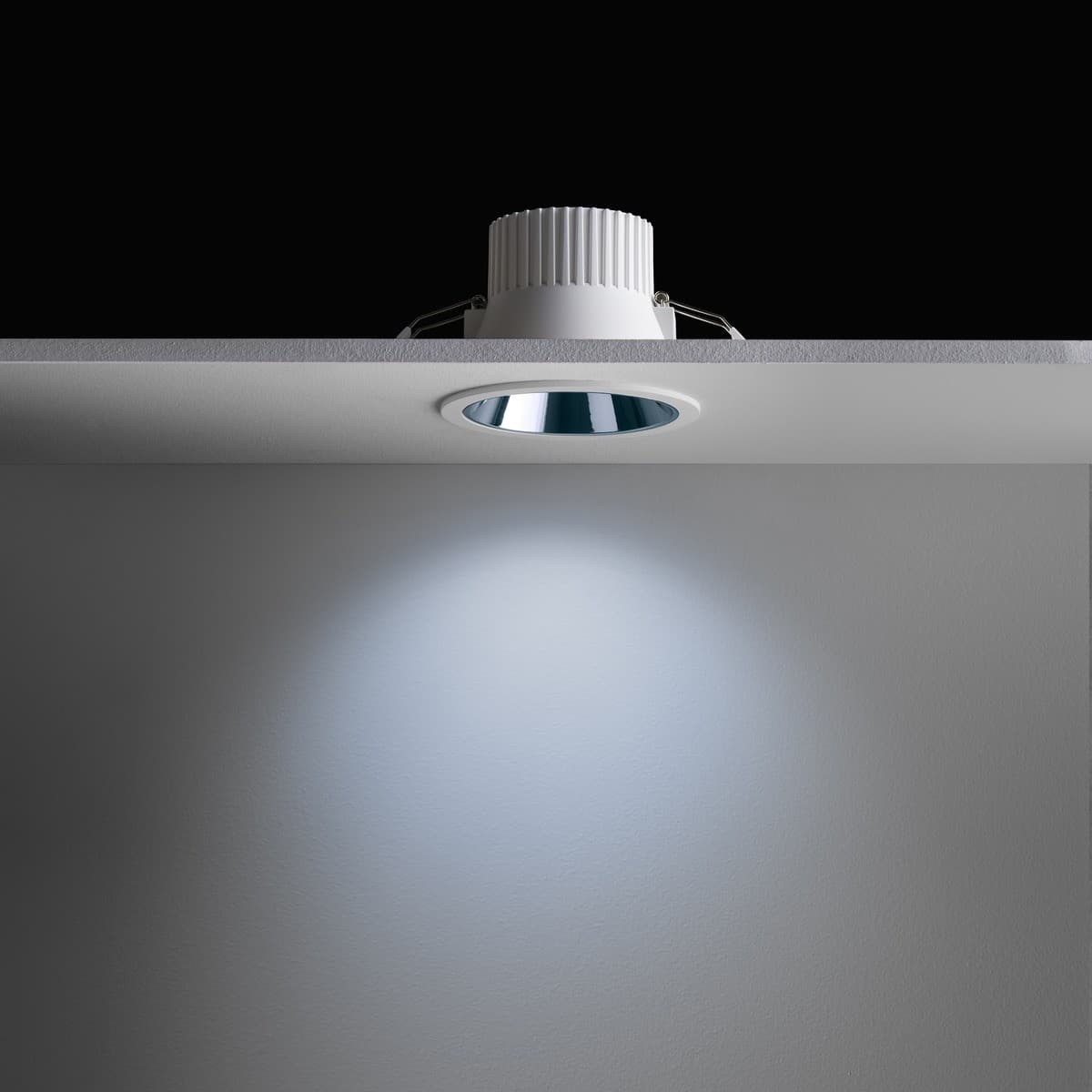 Zesta LED CCT Recessed 90mm Cut Out Downlight in White with Chrome Reflector-img-3