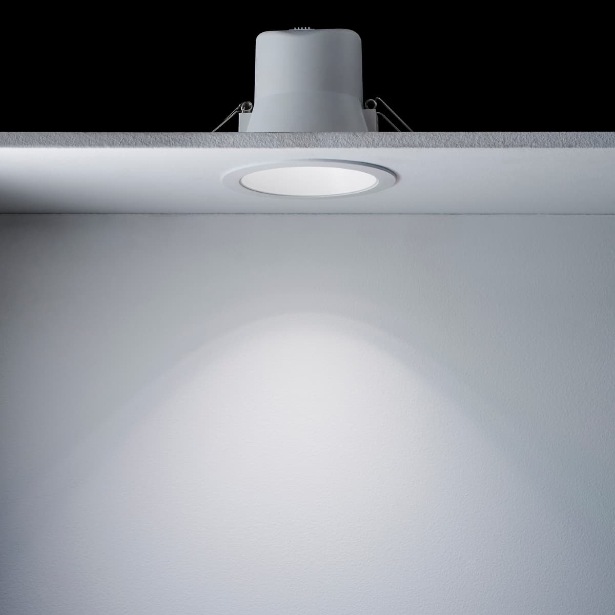 Flare IP65 LED Recessed Tri Colour 90mm Cut Out Downlight in White-img-3