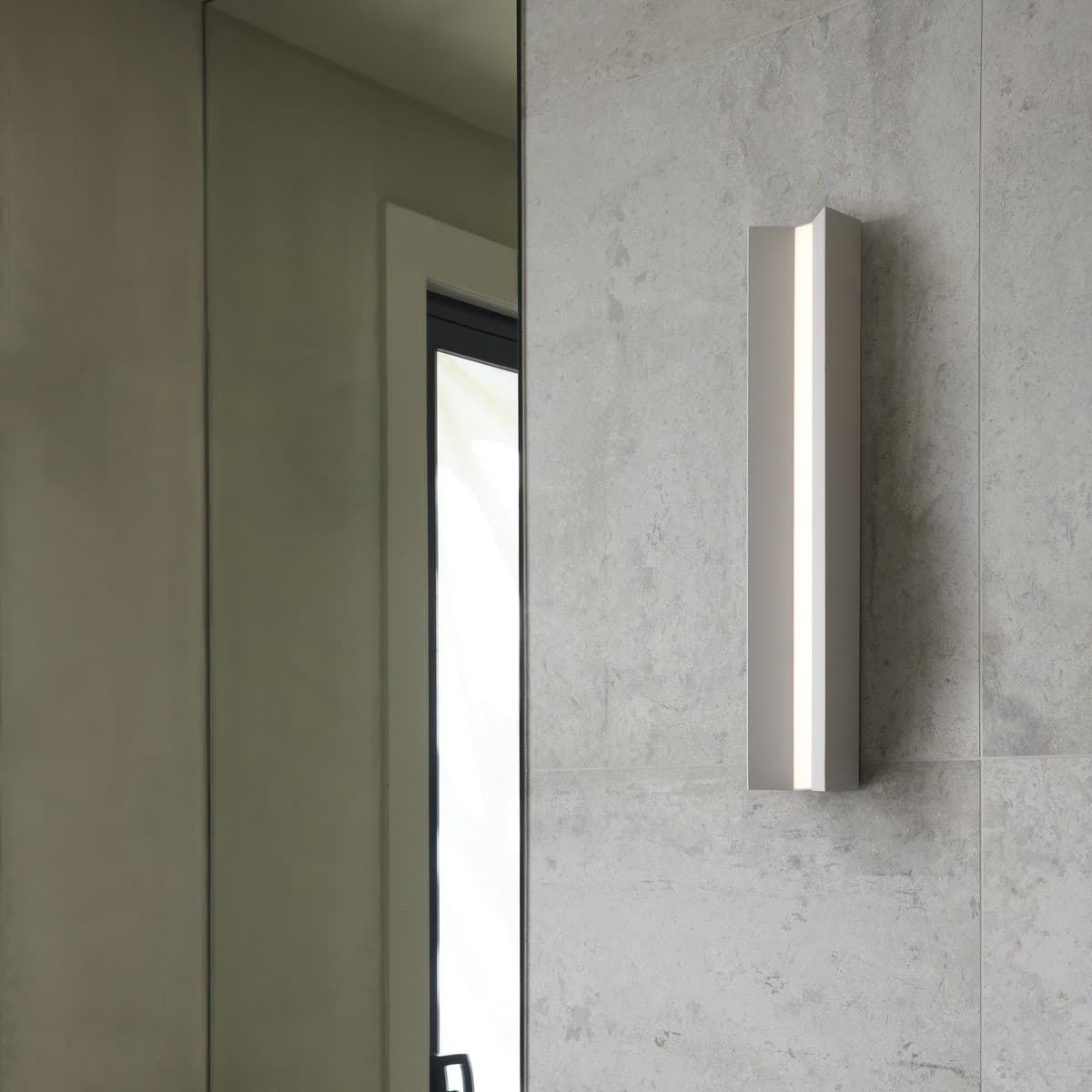 MFL Boyd 600mm LED Linear Flush Mount in White
