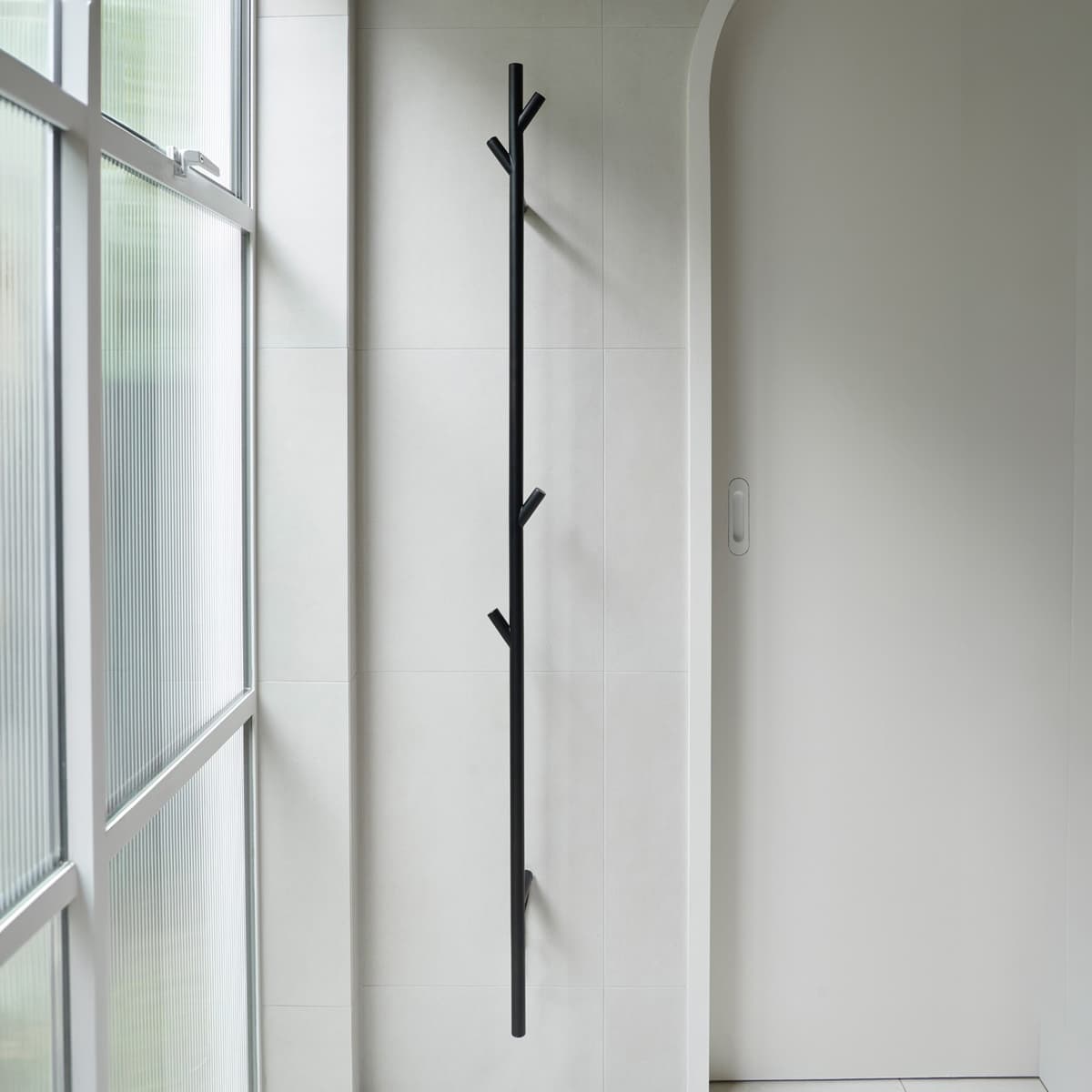 Silhouette Vertical Heated Towel Rail in Black