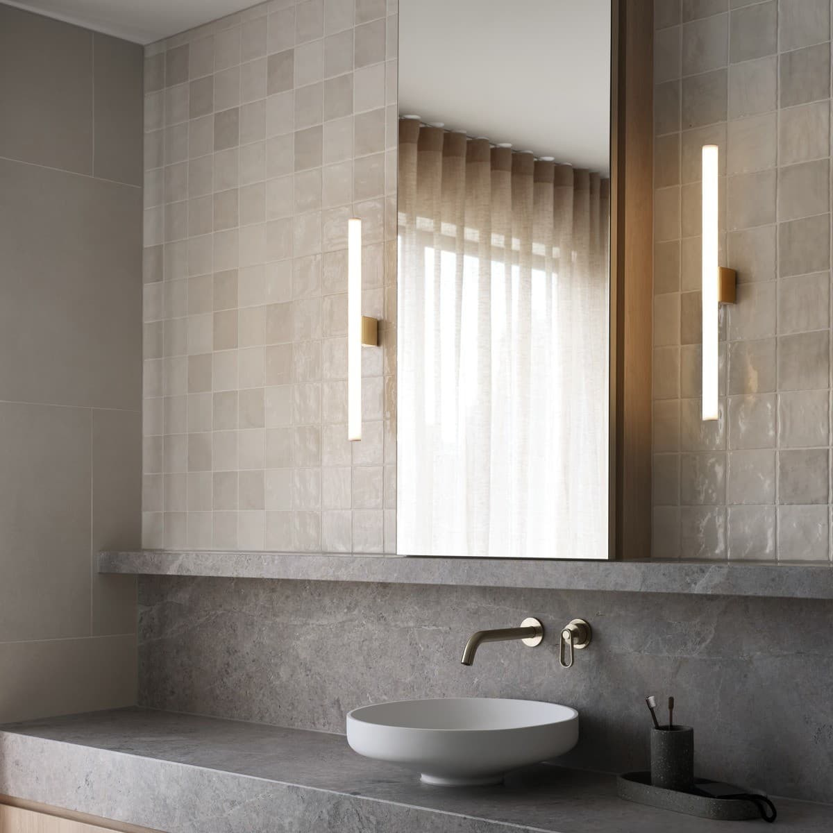 London 1 Light S14d Wall Bracket in Aged Brass-img-3