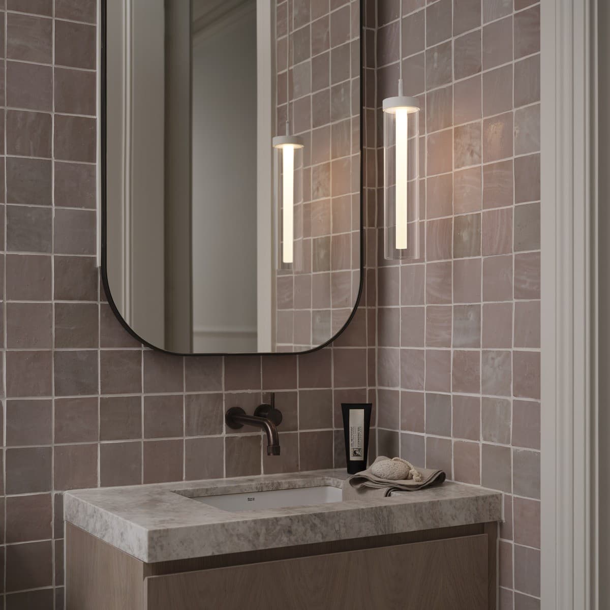 Varilla LED Sunset Dimmable Pendant in White-img-3