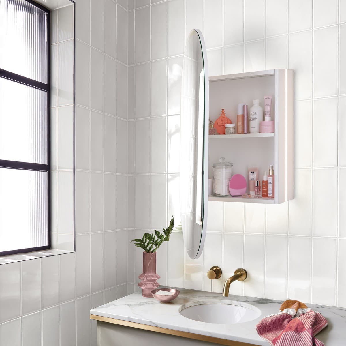 Aura 1m Race Track Mirrored Cabinet with LED Backlight in White-img-3