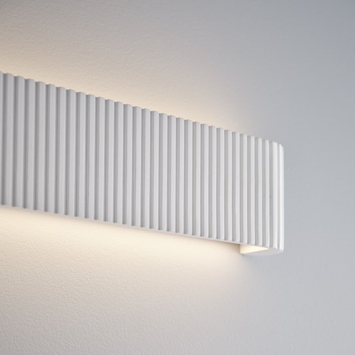 Cedar 920mm LED Colour-Shifting Up/Down Wall Sconce in White Timber