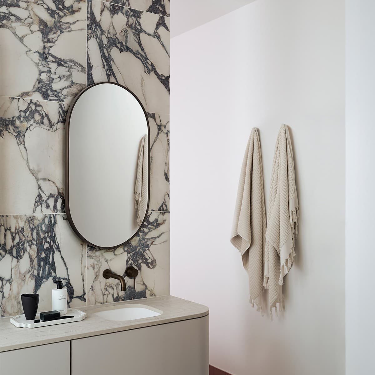 Contour Oval Mirror Frame Only in Bronze-img-4