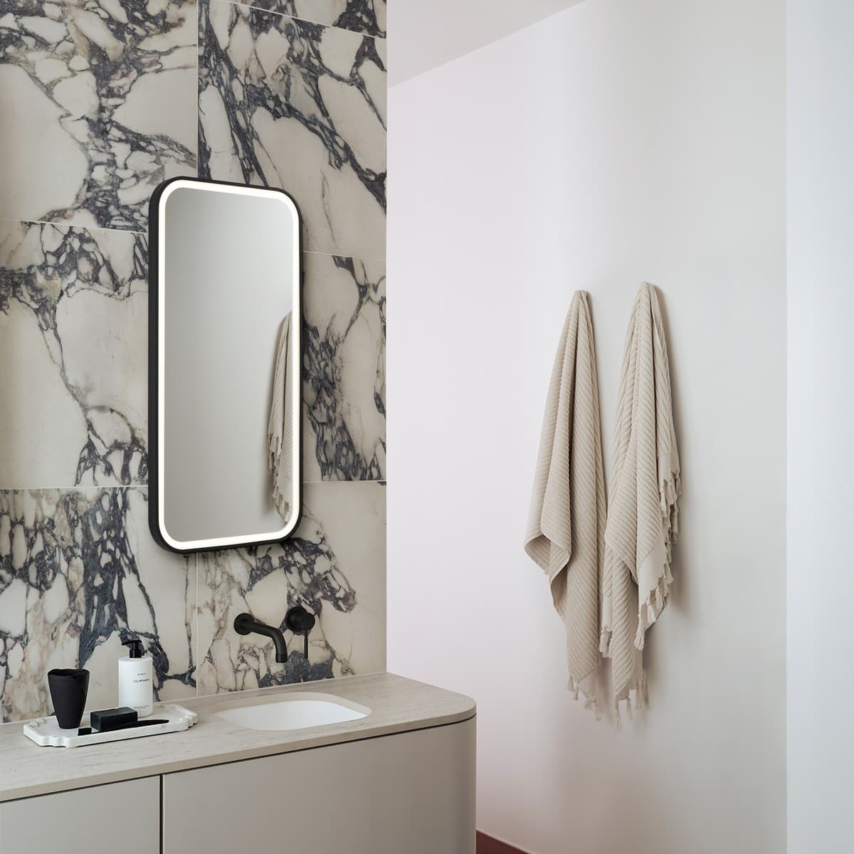 Contour Rectangle Mirror Frame Only in Black-img-2
