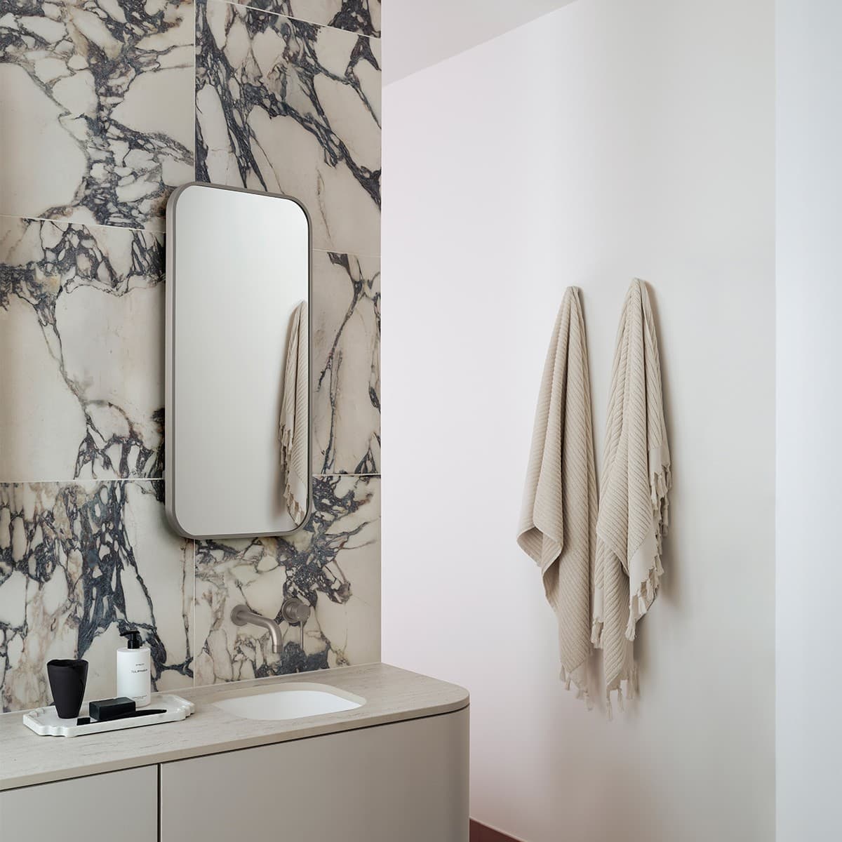 Contour Rectangle Mirror Frame Only in Brushed Chrome-img-4