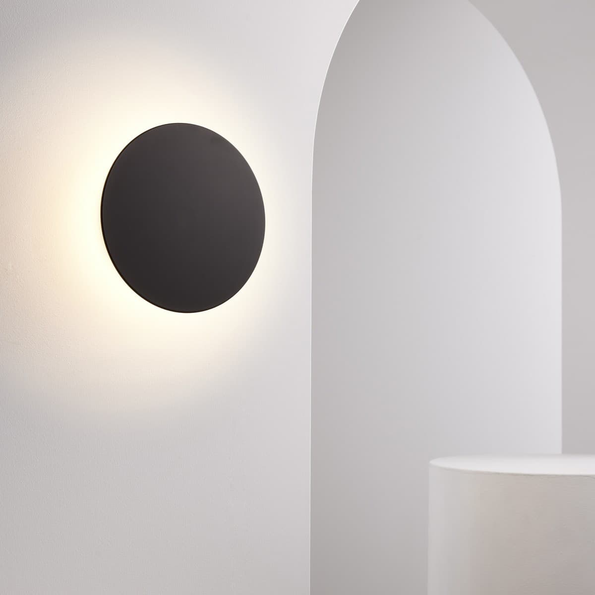Equinox 200mm LED Colour-Shifting Wall Sconce in Black-img-3