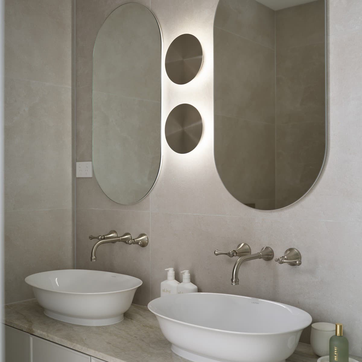 Equinox 200mm LED Colour-Shifting Wall Sconce in Brushed Chrome-img-3