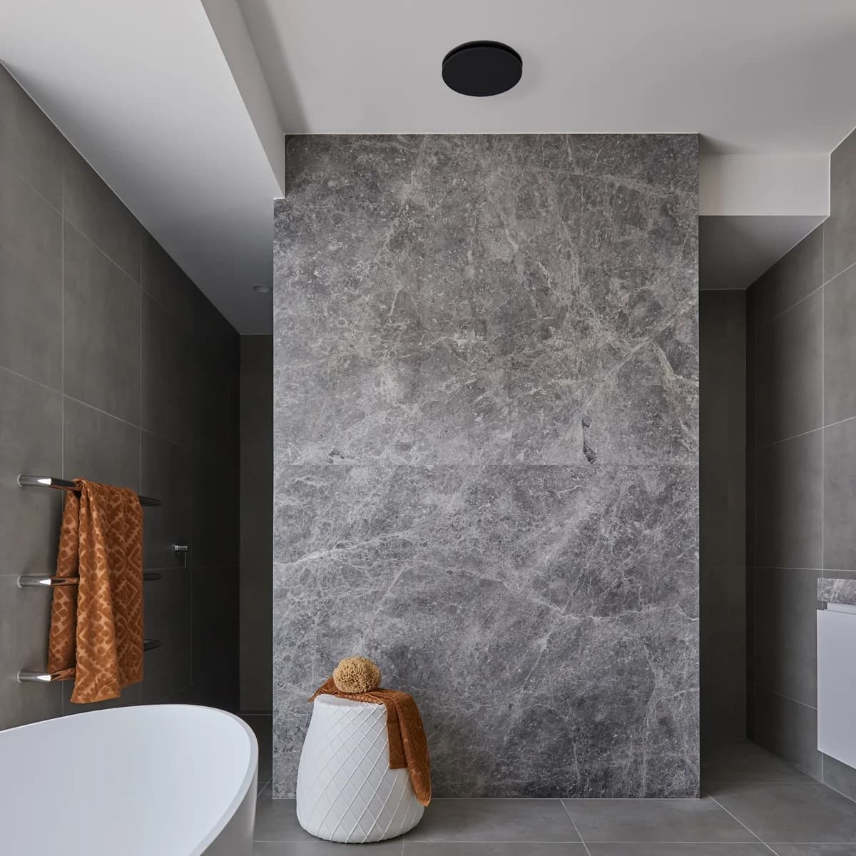Mett IP Round Exhaust Fan with 240mm Dia Cut Out in Black-img-6