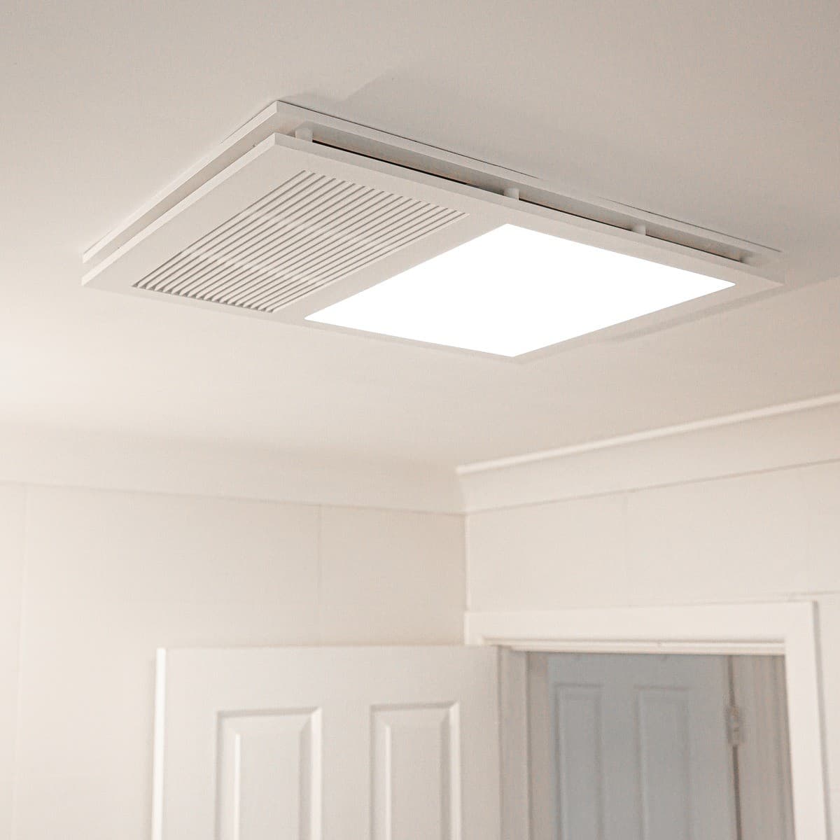 Mett 4-in-1 Bathroom Heater with Cool Air Fan, Exhaust Fan and LED Light in White-img-8