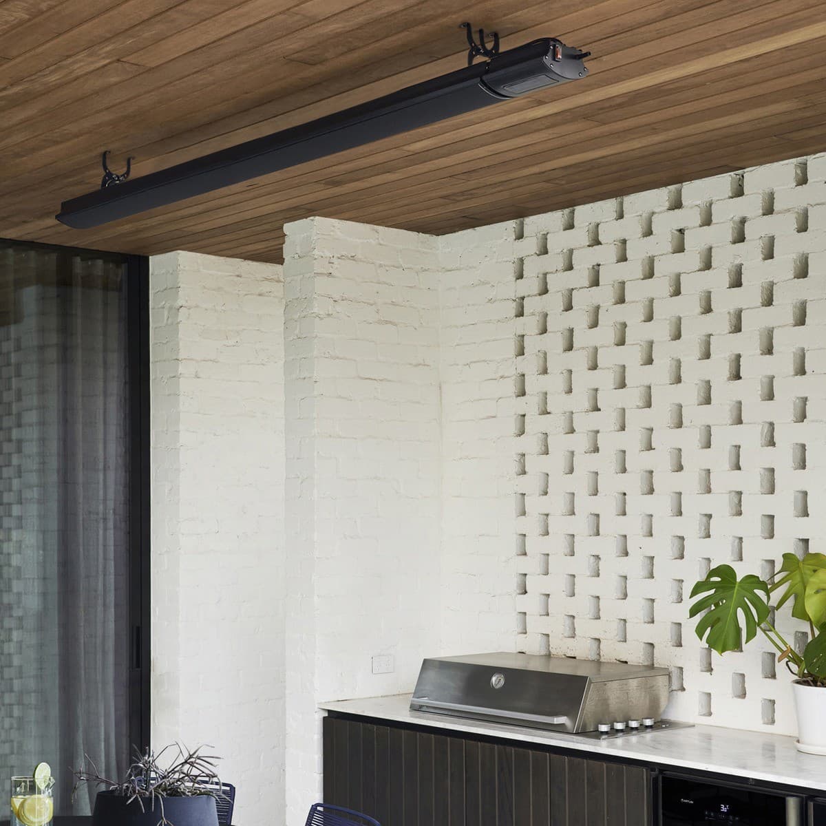 Lucci Connect 1840mm 3000W Radiant Heater-img-2