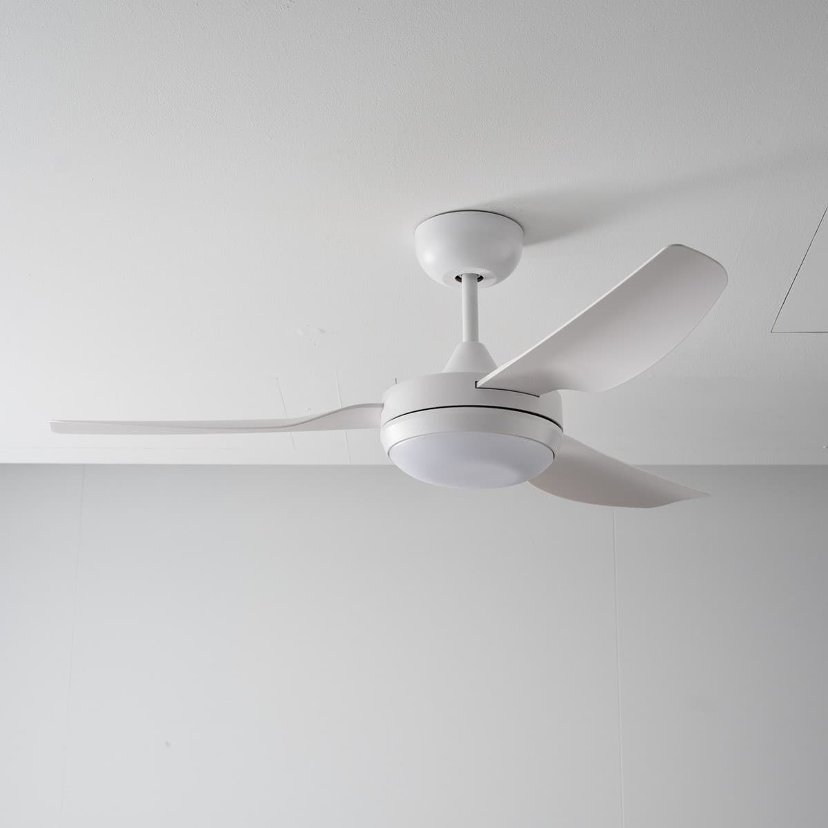 Bayside Archer 122cm DC Fan with Light Kit in White-img-3