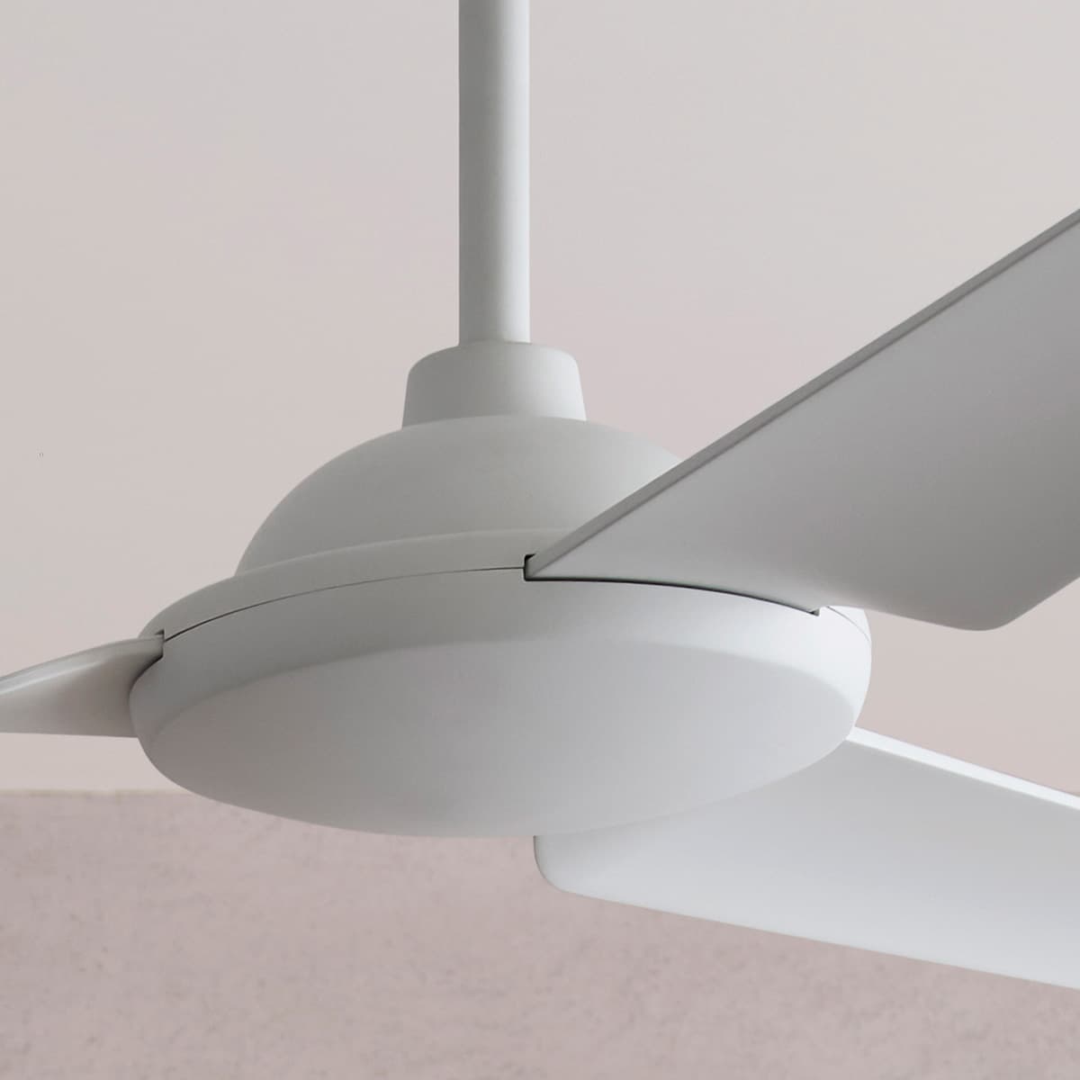 Bayside Somerset 122cm Fan in White-img-4