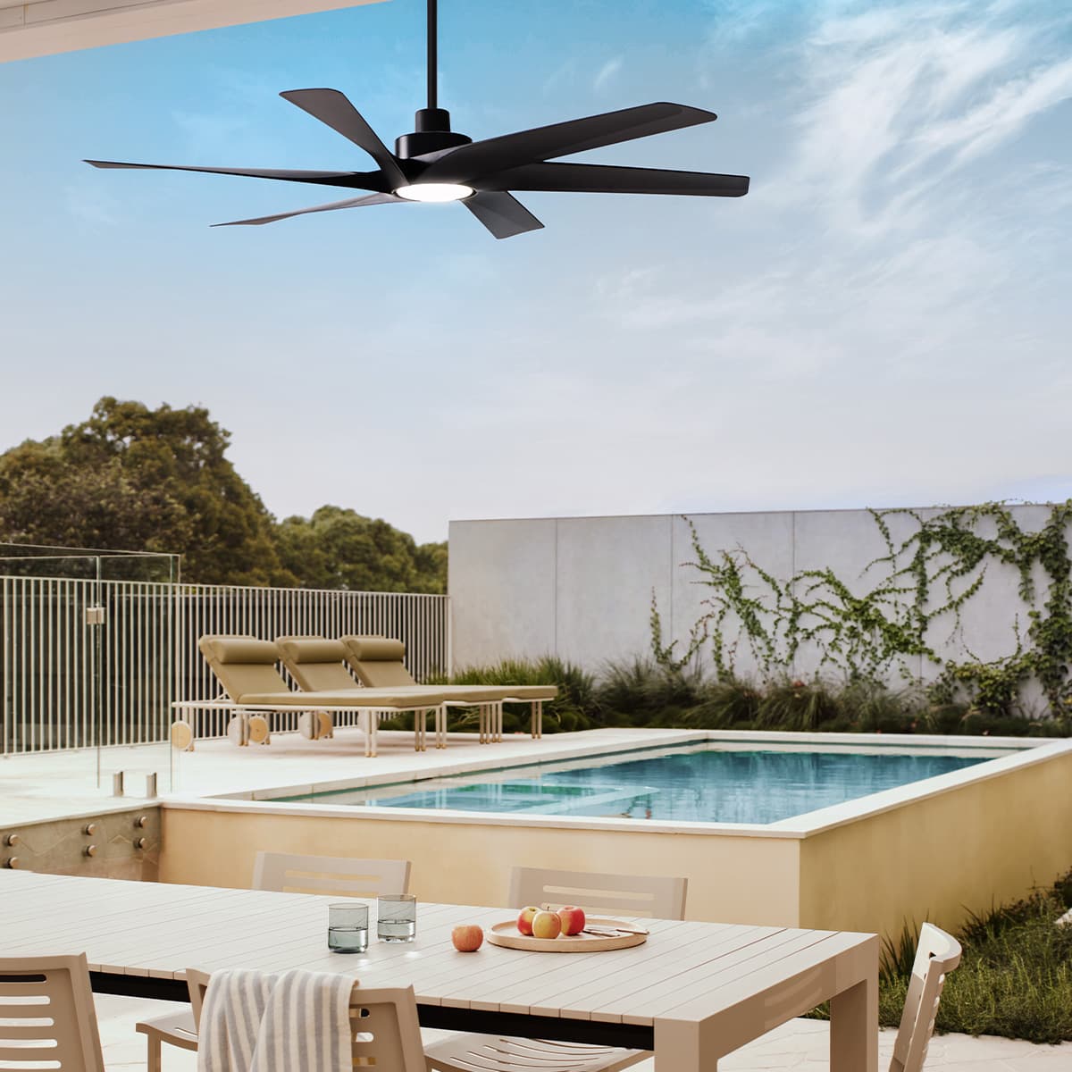 Mantus 142cm DC Fan with Light in Black