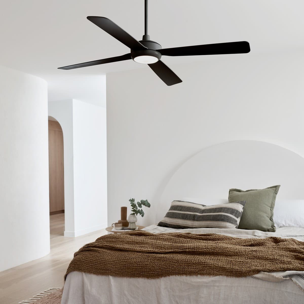 Slipstream 132cm DC Fan with Light in Black-img-2