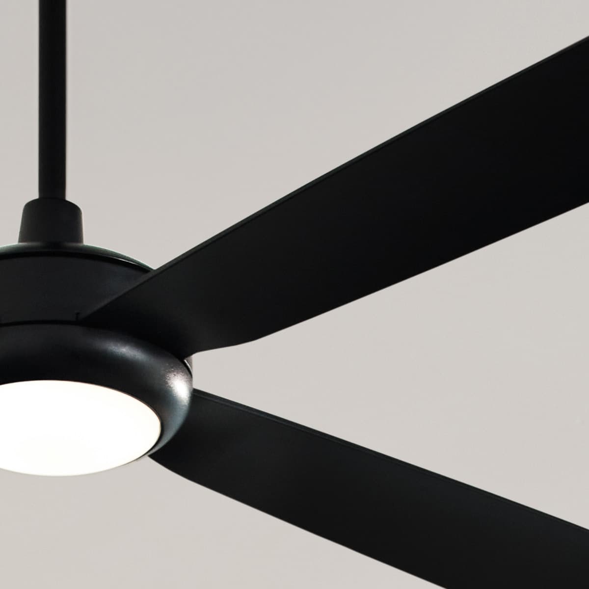 Slipstream 142cm DC Fan with Light in Black-img-2