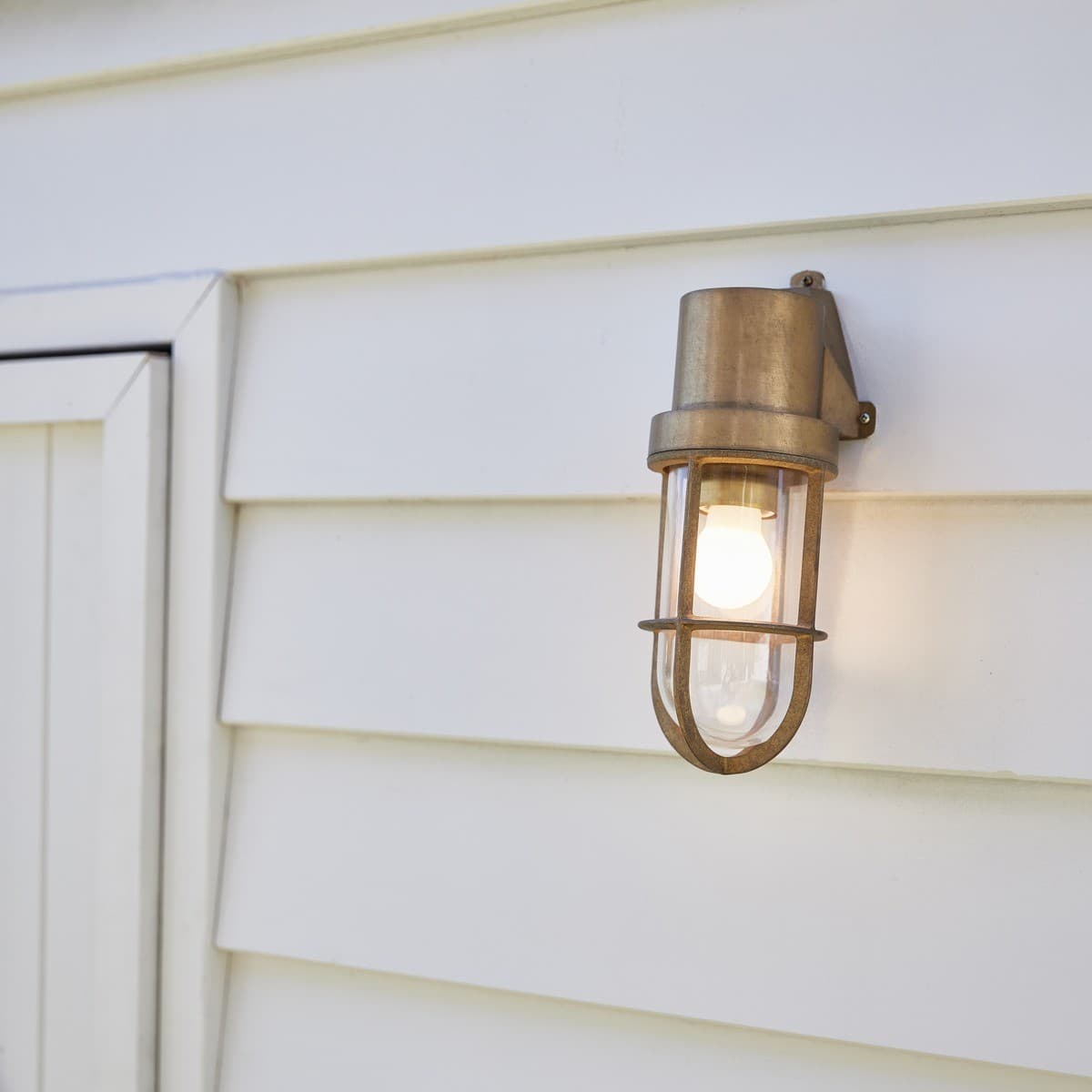 Norwest Wall Sconce in Solid Brass-img-2