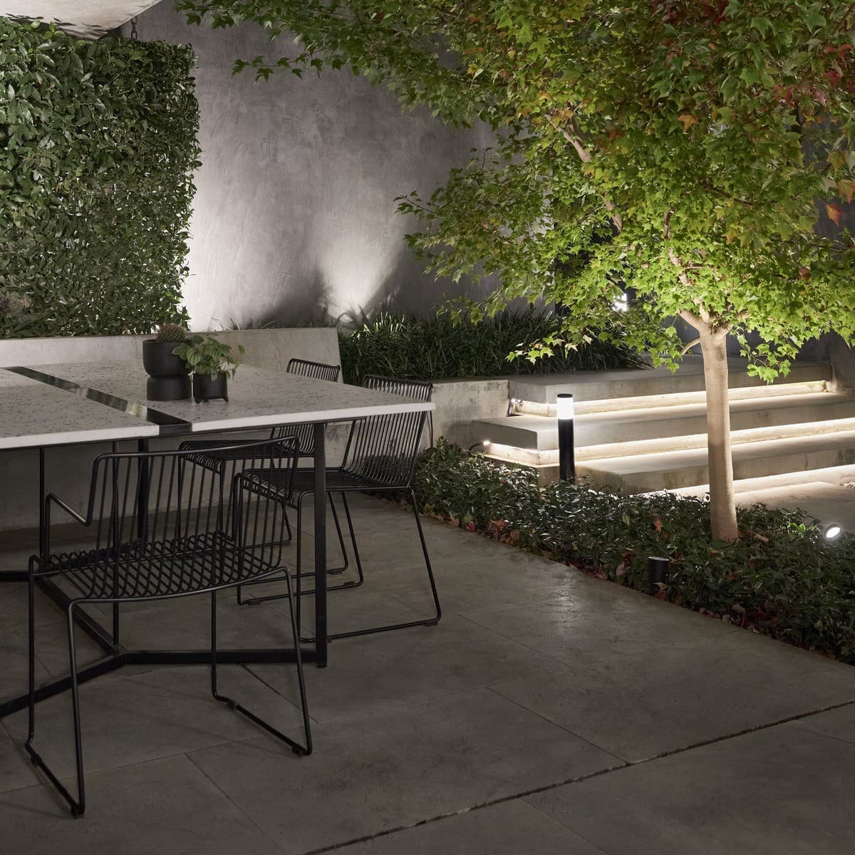 Lucci Connect Gecko LED RGB Bollard in Black-img-3