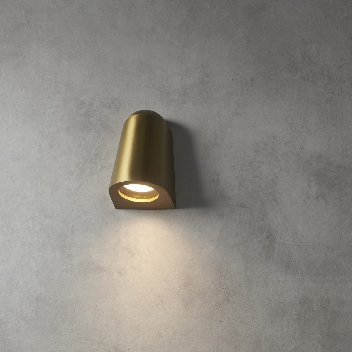 Made By Mayfair Seaside Exterior Wall Bracket in Brass-img-2