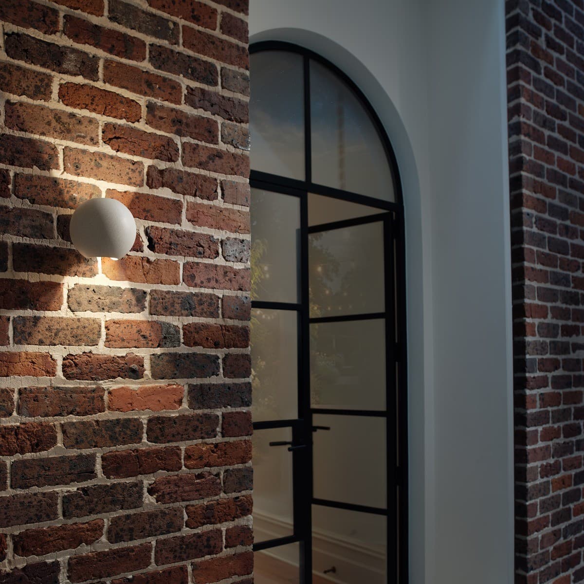 MFL Tanimi Rock LED Up/Down Wall Bracket in Speckled Black