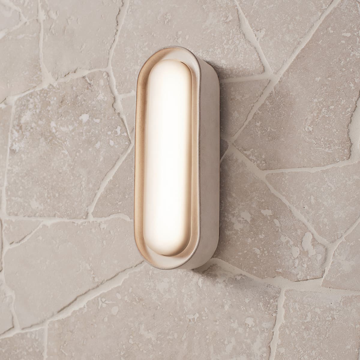 Flinders Crevice S14d Exterior Wall Sconce in White-img-4