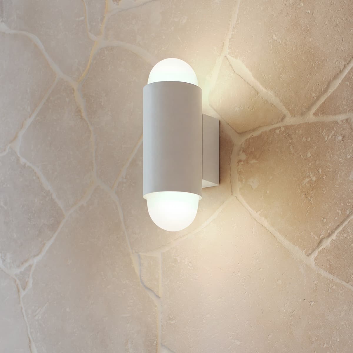 Pebble 2 Light Up/Down Wall Bracket in White-img-5