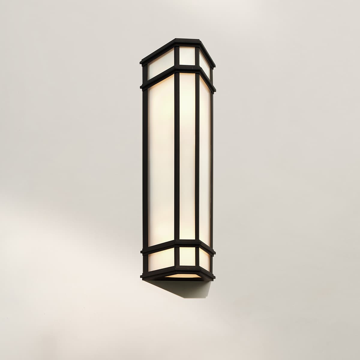 Tudor Large Exterior Wall Bracket in Black