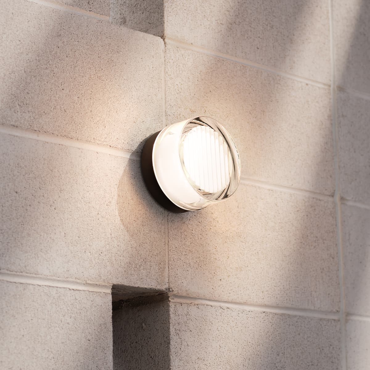 Cape 1 Light Dune Exterior Wall Sconce in Black