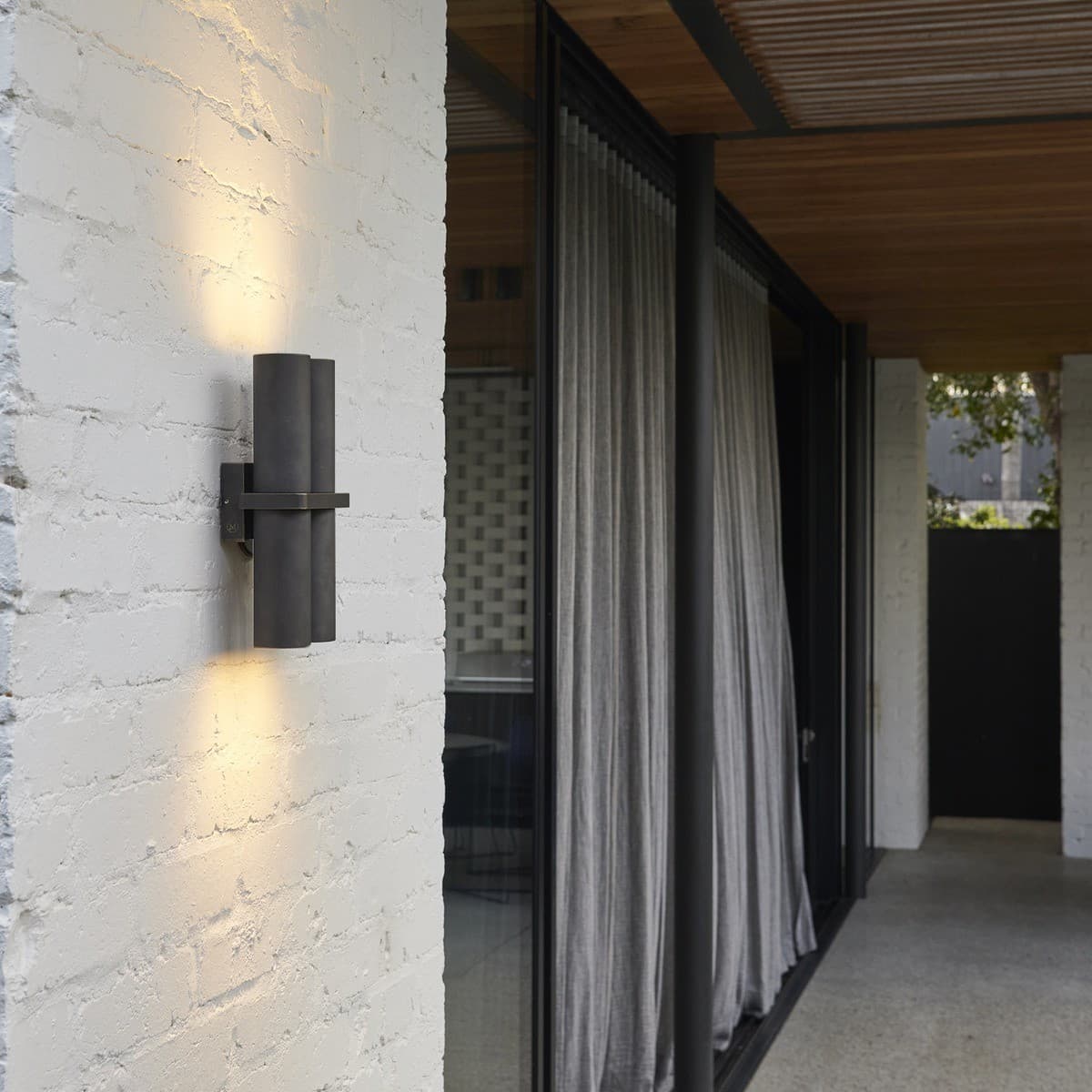 Made By Mayfair Seaside Duo 4 Light Up/Down Wall Bracket in Aged Solid Bronze-img-3
