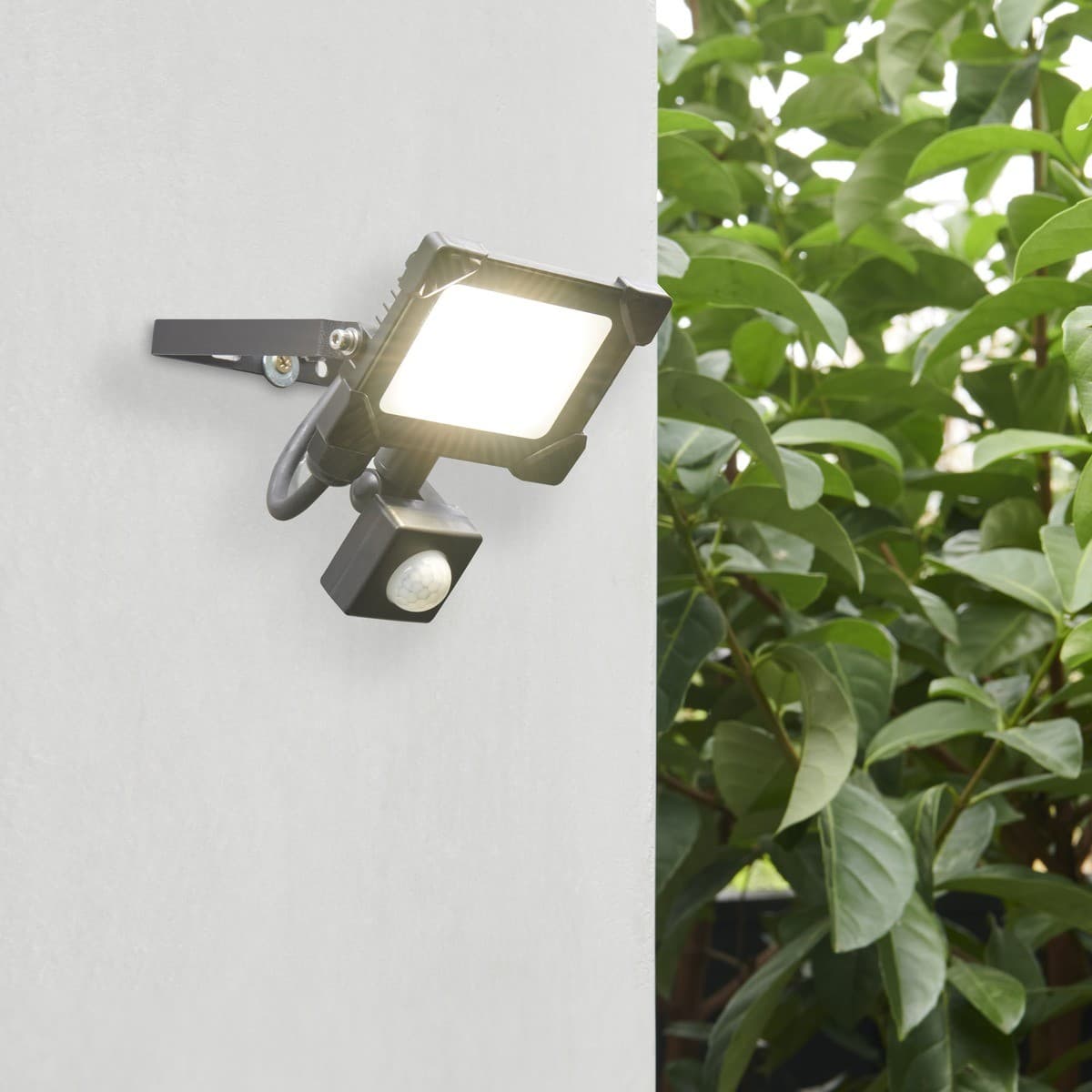 LEDlux Field 10W LED Exterior Flood Light With Sensor in Black-img-3