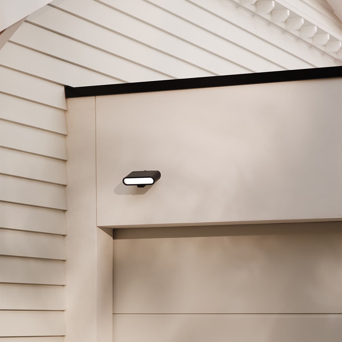Sunset Solar Dela Security Light with Motion Sensor in Black-img-3