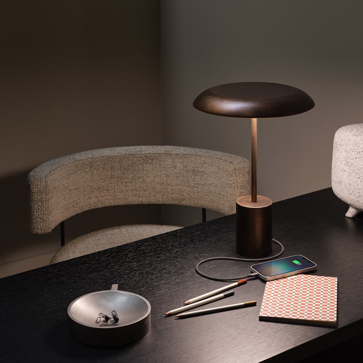Smith II LED Table Lamp with USB-C Charging Port in Bronze-img-2